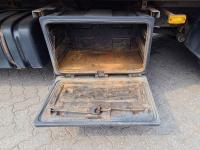 DAF tilt & slide